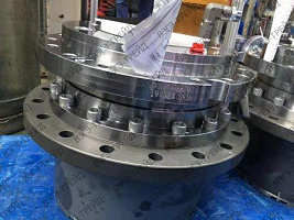 Редуктор поворота ZFT17W46-702